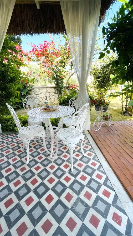 Ella Alacati Otel Ildiri 外观 照片